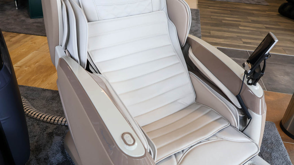 Comfortabele rugsteun in groot formaat (78 x 47 cm)