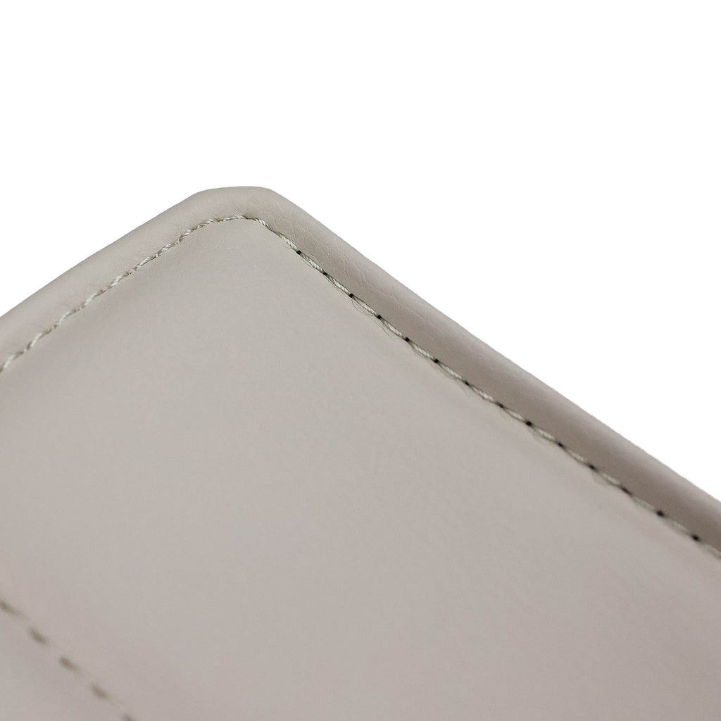 Comfortabele rugsteun in groot formaat (78 x 47 cm)